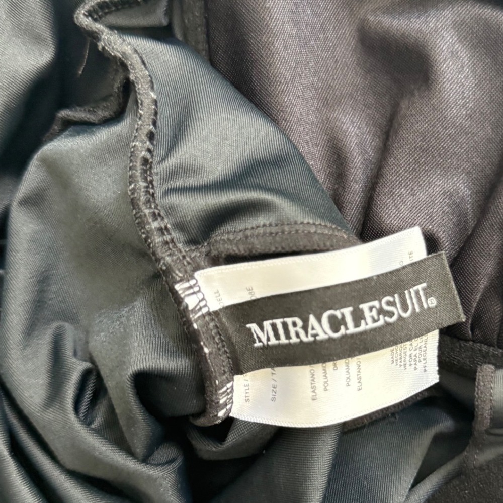 Miraclesuit Womens Black Marais One Piece Swimdress Ruched Swimsuit Size 14 - Picture 5 of 13